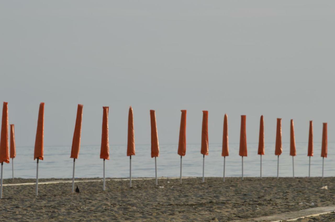 Hotel A Pochi Passi Dal Mare Torre del Lago Puccini Exteriér fotografie